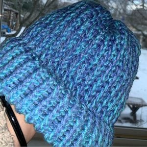 Handcrafted Stretchy Hat Made with 3 Skeins of Yarn at once Thick & Soft new